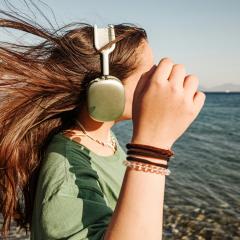 کلام تو را شنیدم و آنها را حفظ کردم تا به جانم شادی بخشد