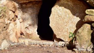 Jesus' Death and Burial Were Also Strange
